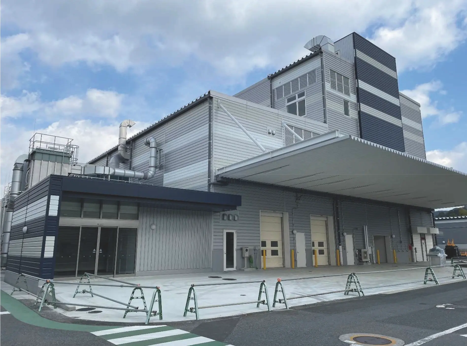 日本ペイントＡＣ 岡山工場が竣工 本格稼働は今秋予定（工）.jpg