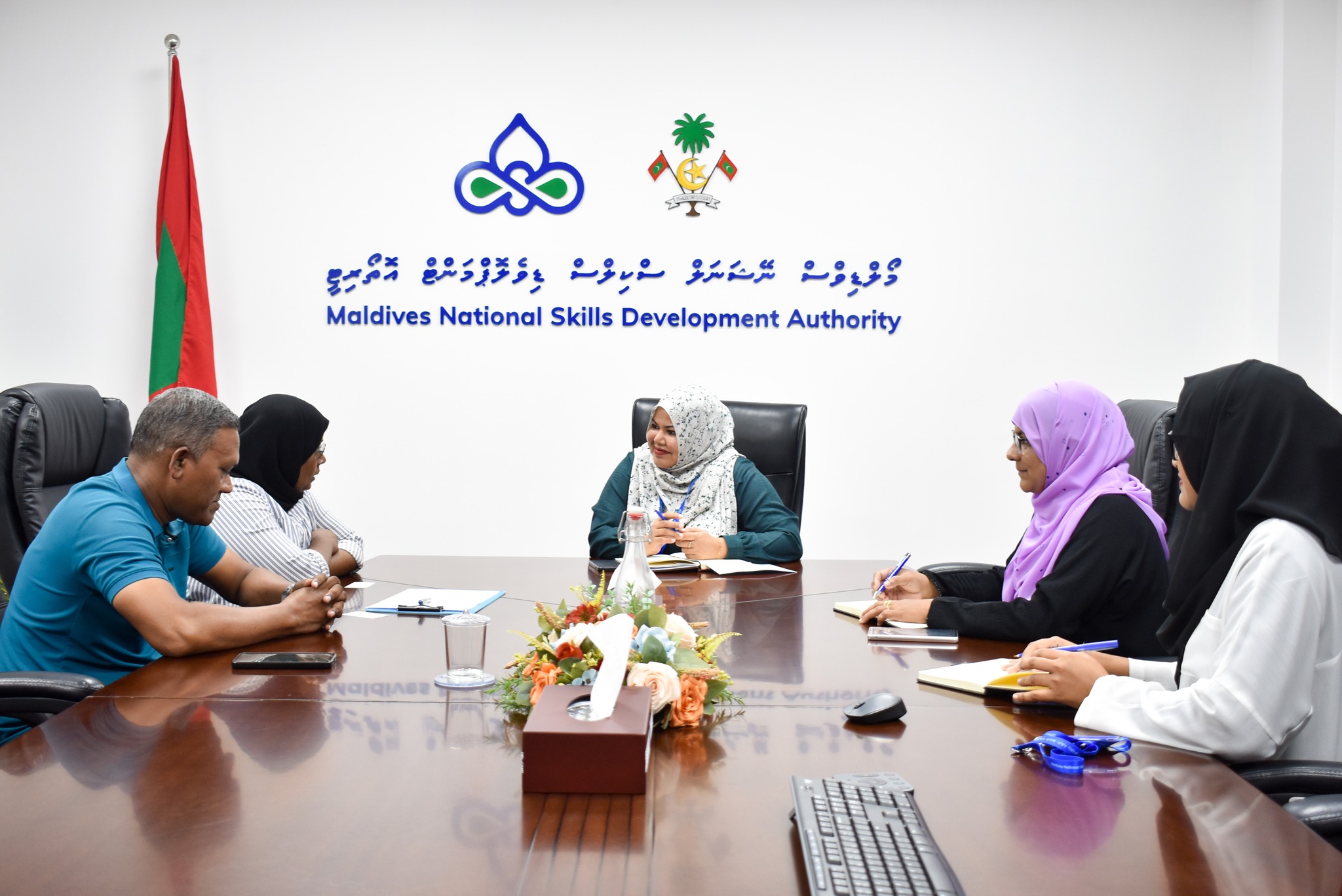Mr Ibrahim Shafiu and Ms Hawwa Fareesha met with the SMT of MNSDA