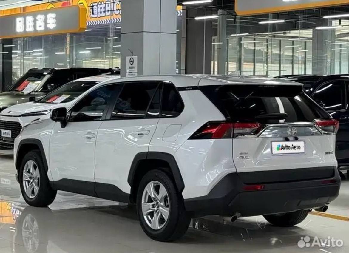 Дополнительное изображение Toyota RAV4 2.0 CVT cmebfik83ysb107zxpmqlb3h3