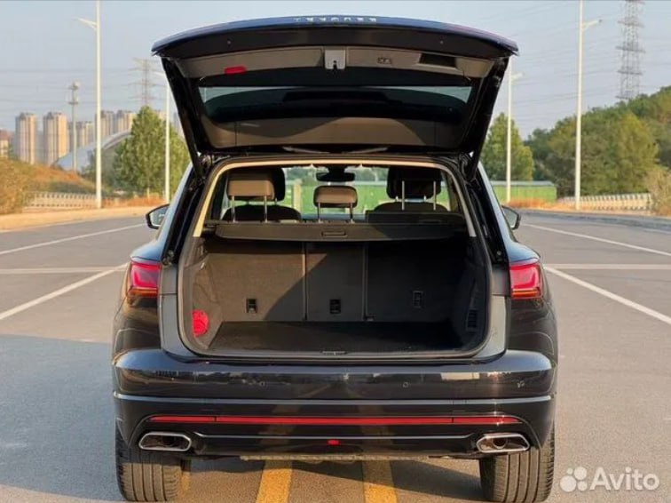 Дополнительное изображение Volkswagen Touareg R-Line cmebfjqpuysel07zx01tsmugs