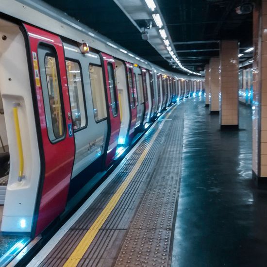 The Piccadilly Line - Find your Next Office