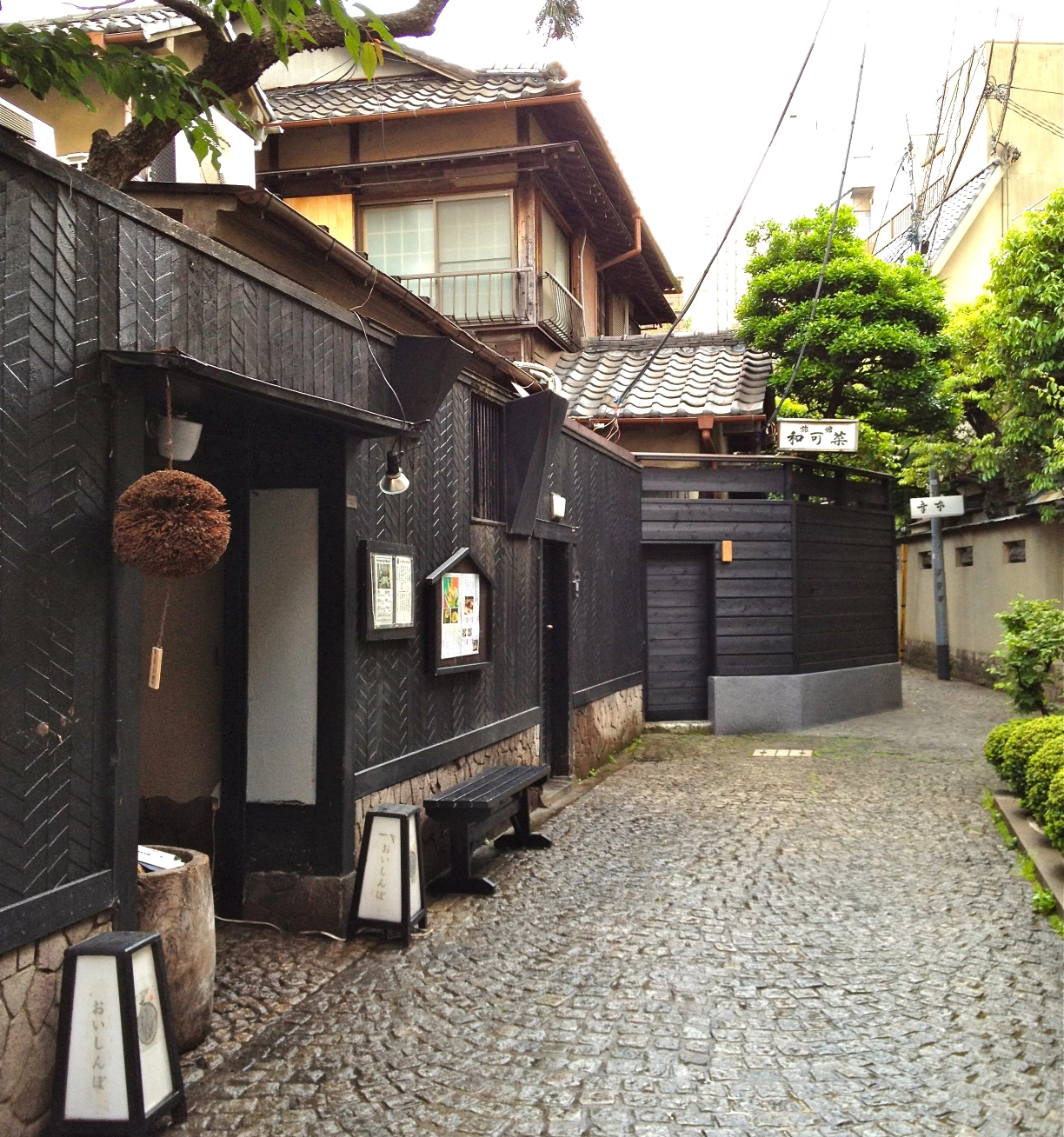 Guide to Living in Kagurazaka: Little Paris