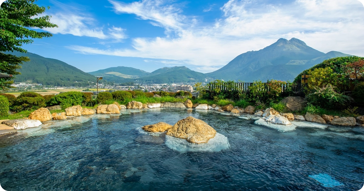 Outdoor onsen.webp