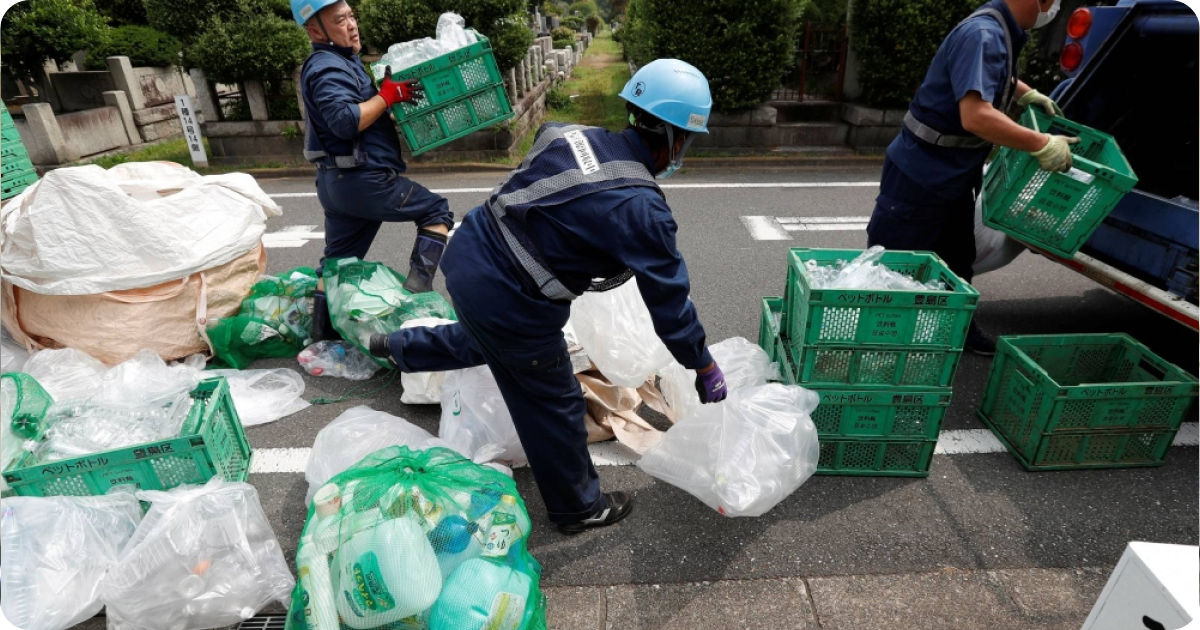 Trash worker in Japan